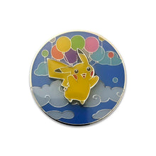 Cargar imagen en el visor de la galería, Pokémon TCG: Celebrations Deluxe Pin Collection ( ESP)
